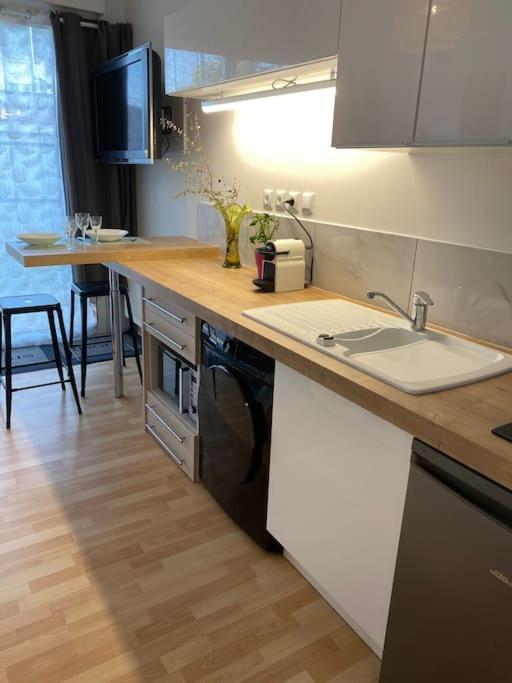 Appartement Le Cosy Tassin - Rez De Jardin Extérieur photo